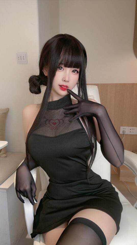 miko酱ww - 2023年11月订阅 (15套) [148P-1.37GB]