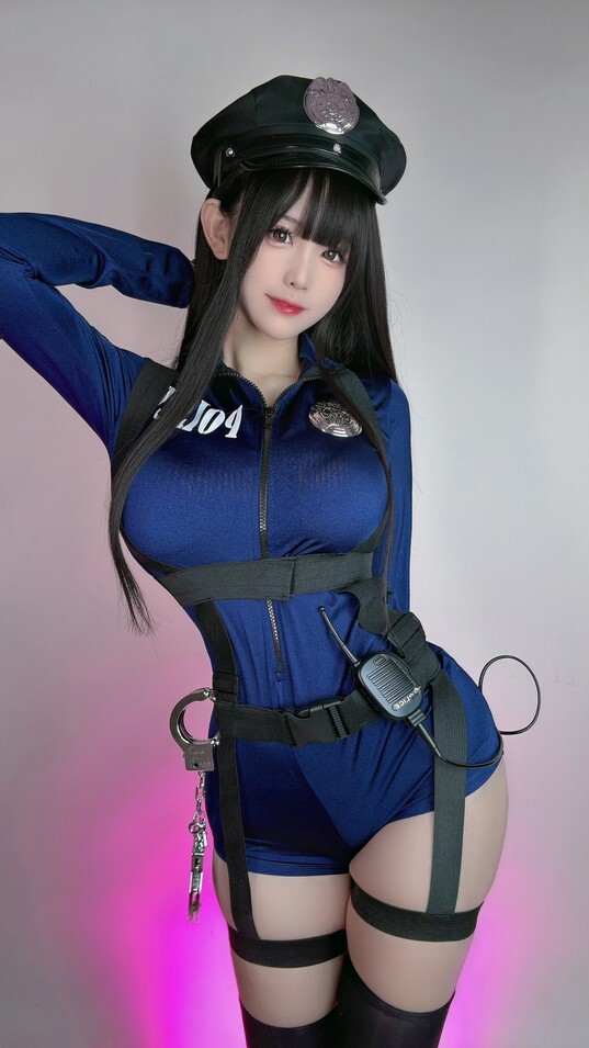 miko酱ww - 2023年11月订阅 (15套) [148P-1.37GB]