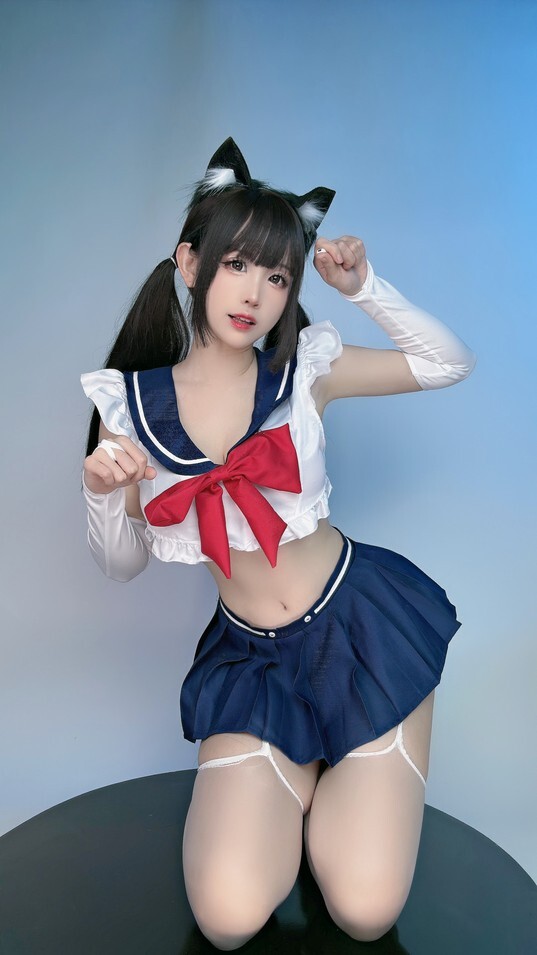 miko酱ww - 纯欲学妹 [27P-293MB]