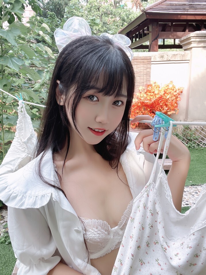 不呆猫 – 清纯妹妹 [24P-81.0MB]