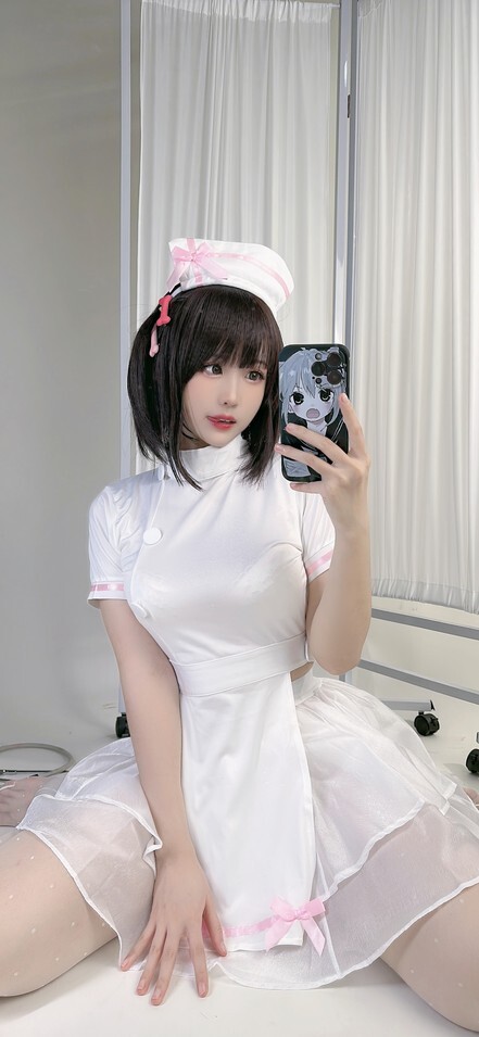 miko酱ww - 护士宝宝 [36P-404MB]