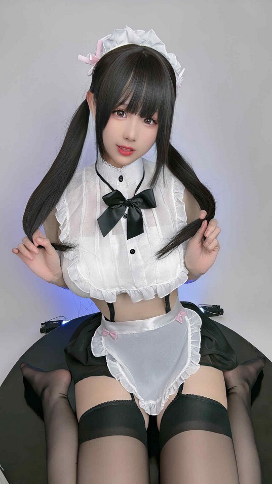 miko酱ww - 2024年02月订阅 (12套) [144P-1.88GB]