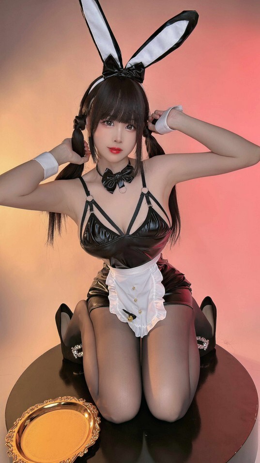 miko酱ww - 2024年03月订阅 (12套) [137P-2.79GB]