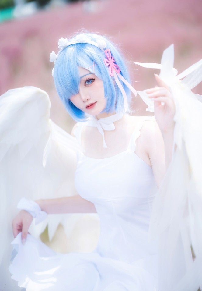 Halo_酱 - 蕾姆天使 [12P-26.8MB]