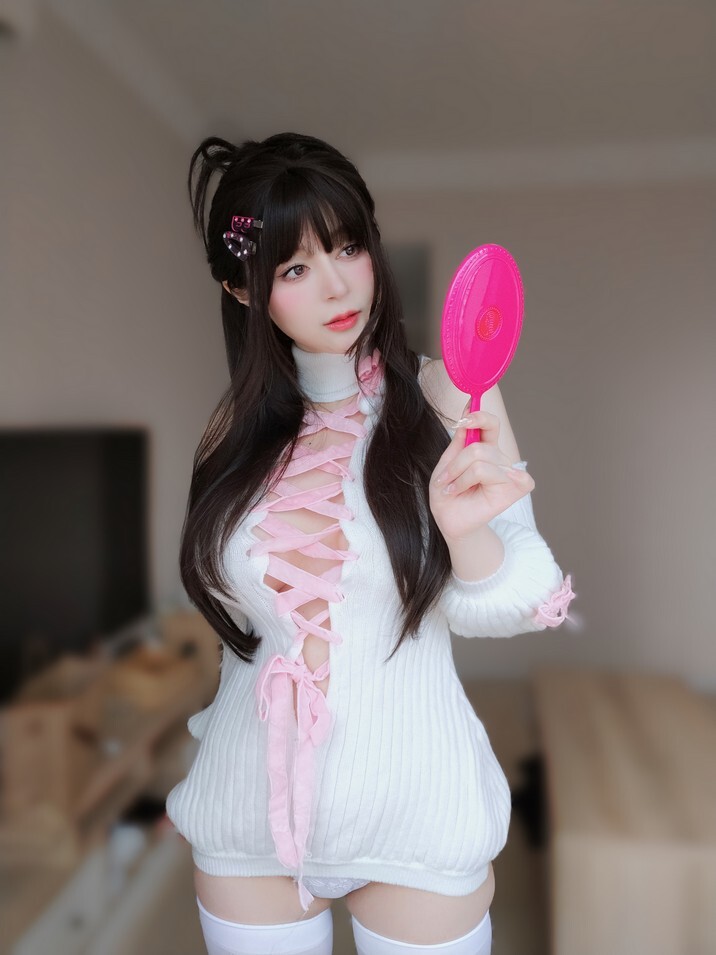 白银81 - Fantia 23年10月会员订阅 (24套) [263P8V-2.25GB]