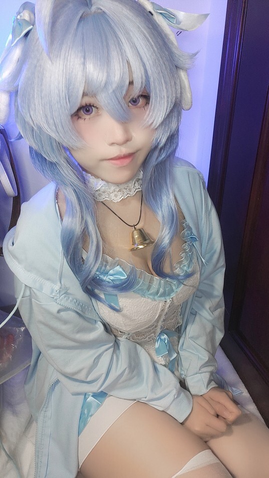 比奇堡黄塞方块 - 甘雨玉桂狗 [30P4V-332MB]