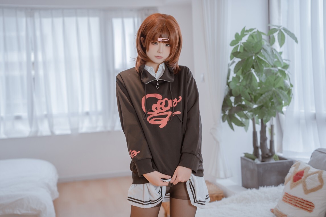 Quan冉有点饿(拖拉大王_) – 樋口圆香 [44P-592MB]