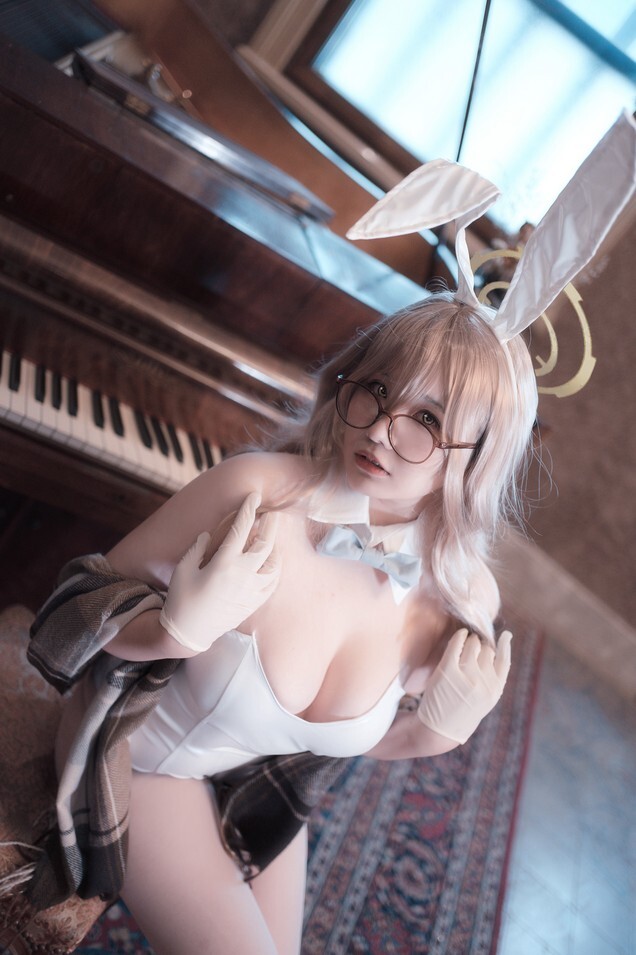 阿半今天很开心 - 蔚蓝档案 室笠茜 兔女郎 [47P7V-348MB]