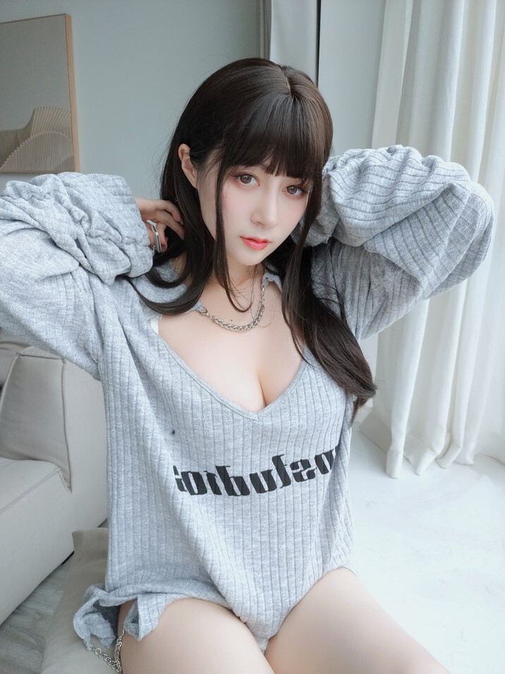 白银81 - 自撮り VOL.63 [166P-530MB]