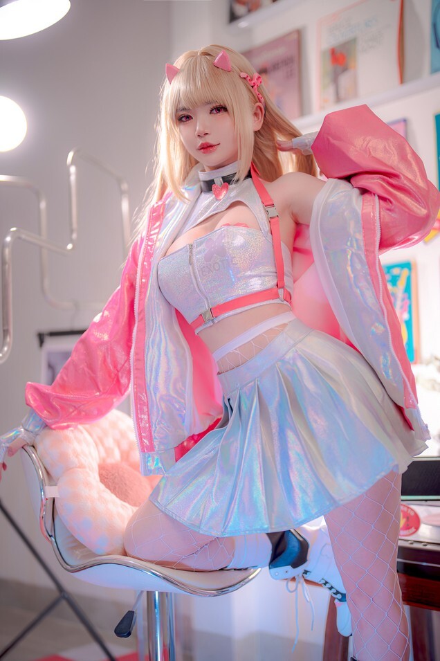 ZinieQ - Viper NIKKE [37P15V-763MB]