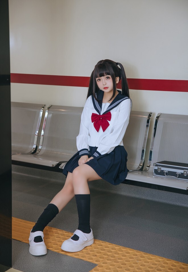 日奈娇 (樱井小莜) - 列车JK [140P-2.19GB]