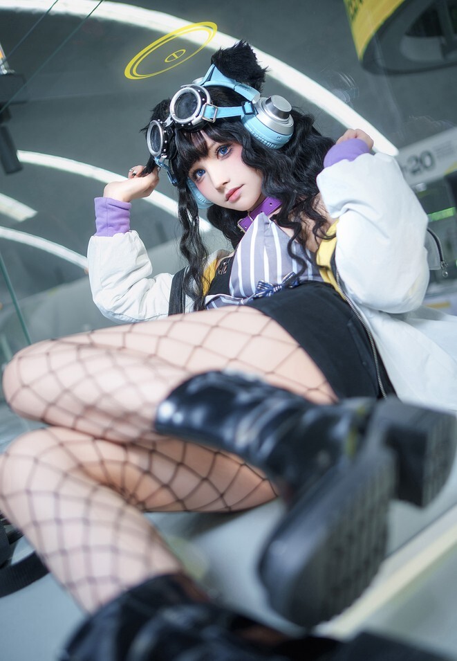 超级小禾儿 - 蔚蓝档案阿洛娜 [18P-191MB]