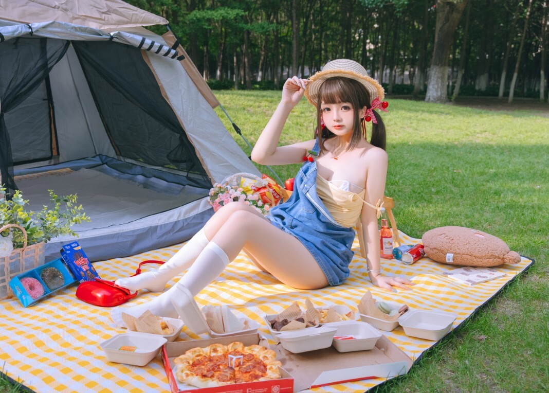 日奈娇 (樱井小莜) - 野餐日 [200P-2.87GB]