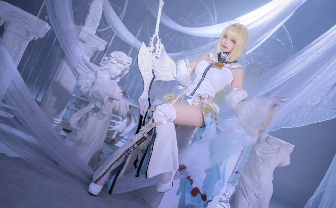 墨色的团子_墨舒 - 尼禄 [15P-209MB]