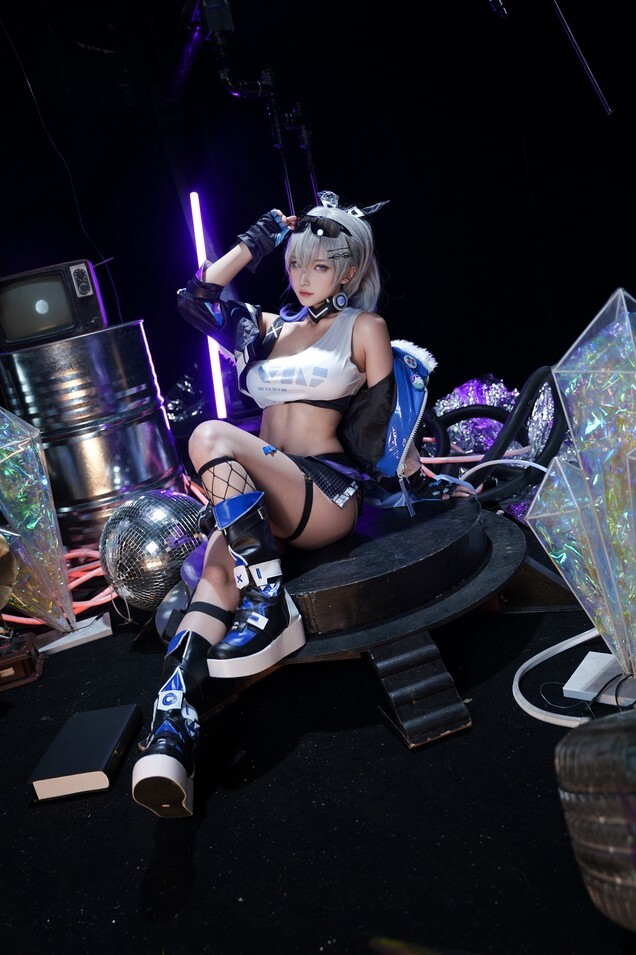 Seya-狮砸 - 崩坏：星穹铁道 银狼 [9P-112MB]