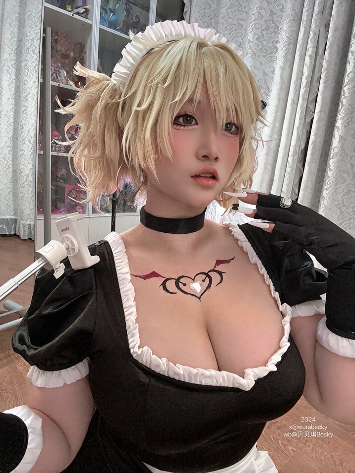 贝贝琪Becky – 烟烟女仆 [69P1V-340MB]