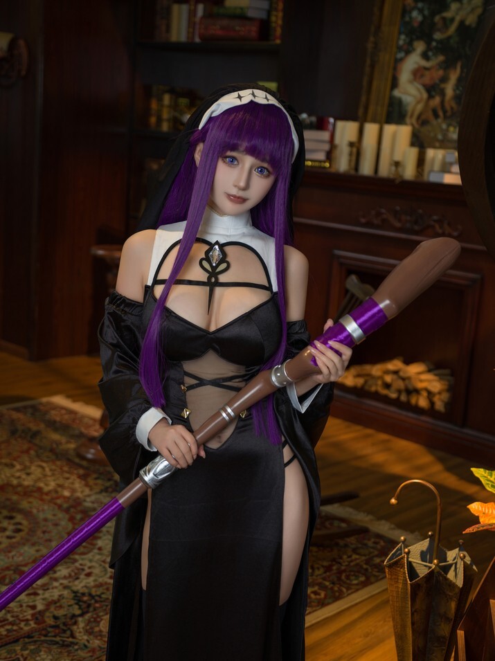 桜井宁宁 - 葬送的芙莉莲 黑菲伦 [88P-3.95GB]