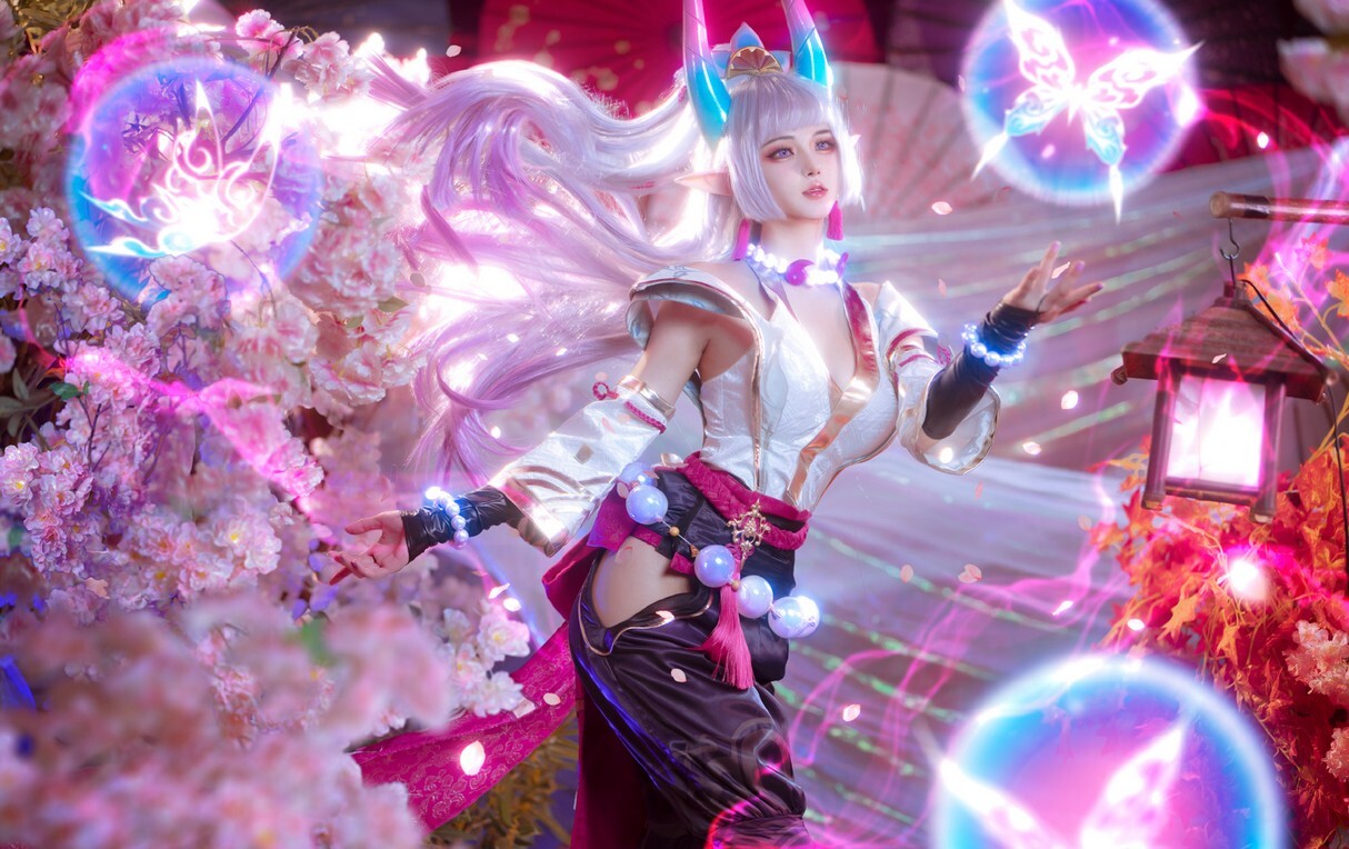 努力的十八魔 - 灵魂莲华辛德拉 [11P-57.1MB]