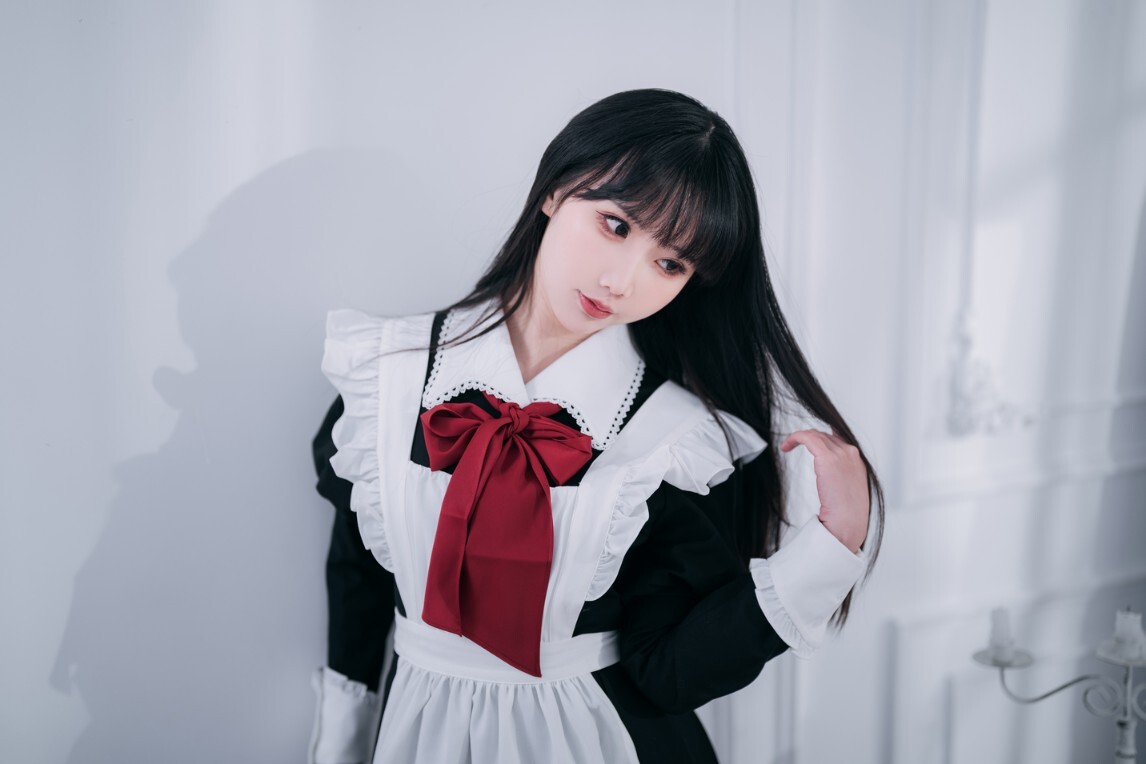 面饼仙儿 - 红高跟女仆 [30P-247MB]