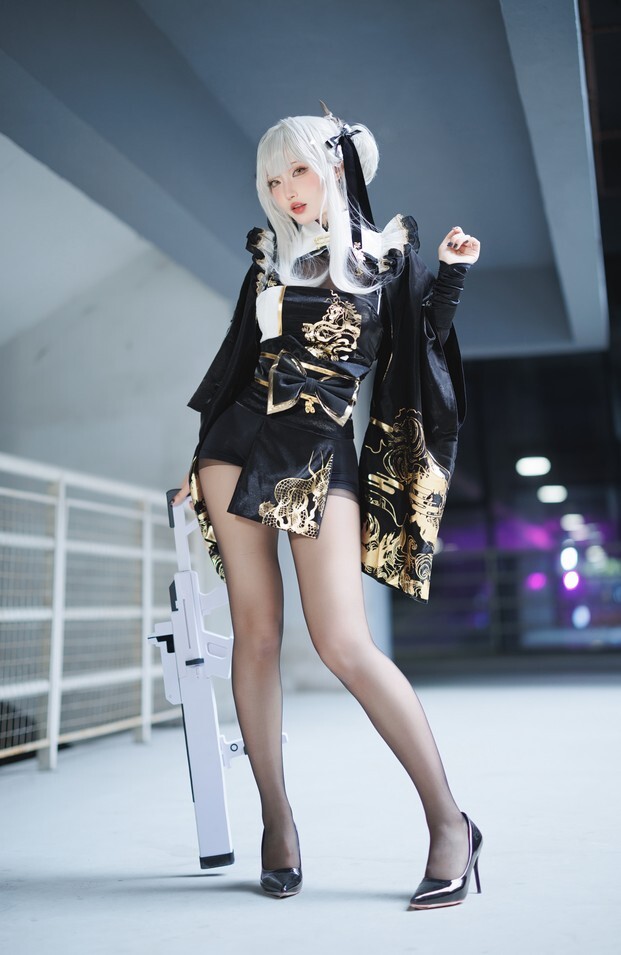 切切Celia - 布兰浴衣 [17P-261MB]