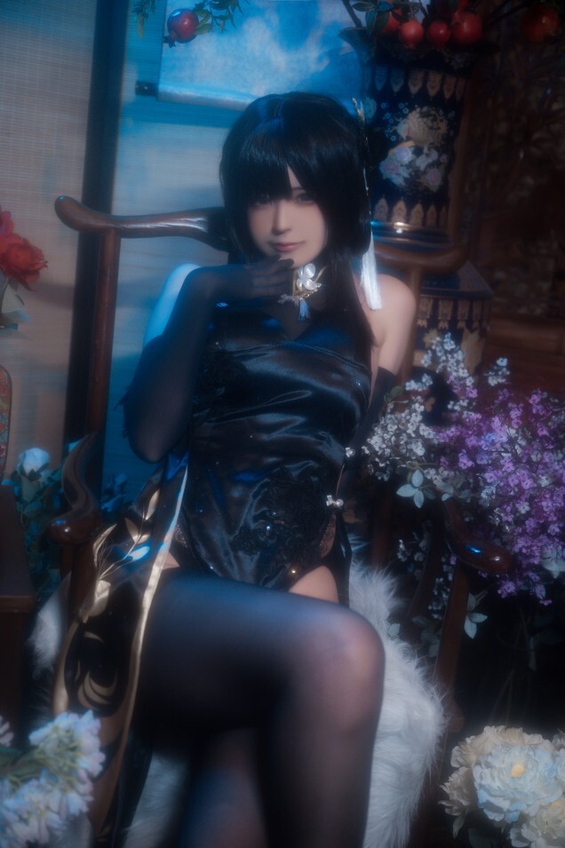 Quan冉有点饿(拖拉大王_) - 镇海旗袍 [44P-975MB]