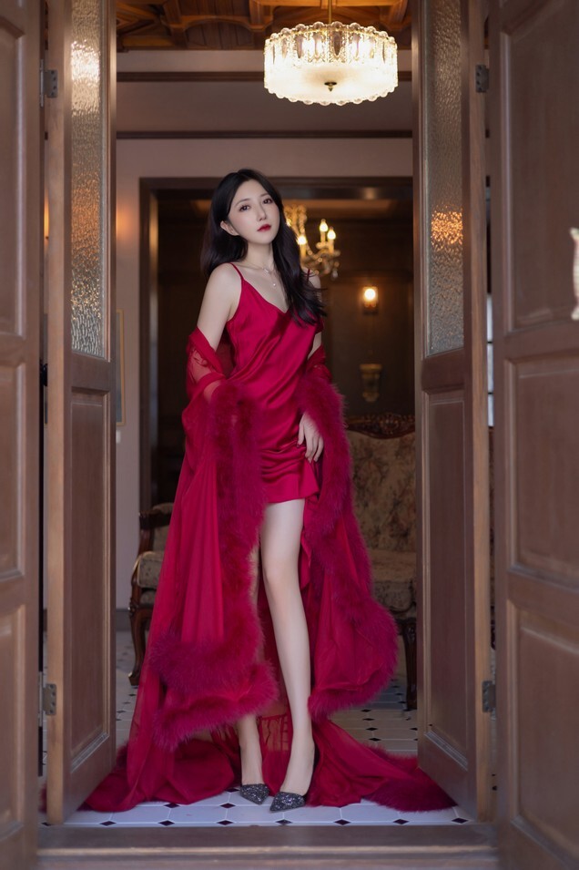 鱼子酱Fish - 玫瑰 [120P-1.08GB]