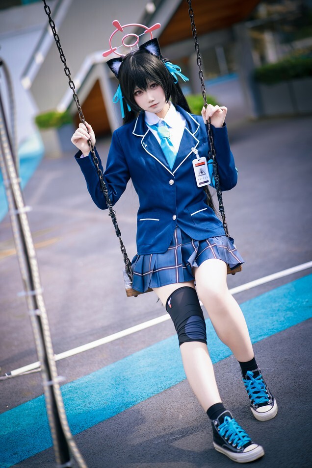 lunana - 黑见芹香 [25P-154MB]