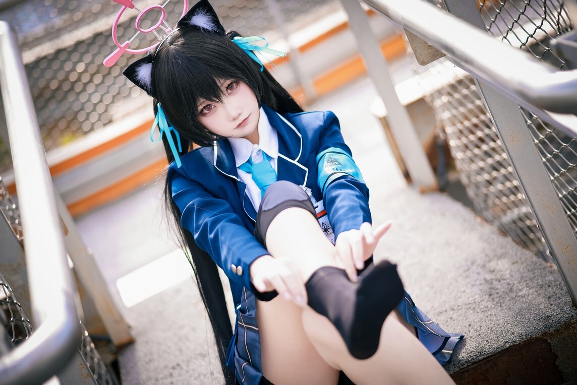 lunana – 黑见芹香 [25P-154MB]