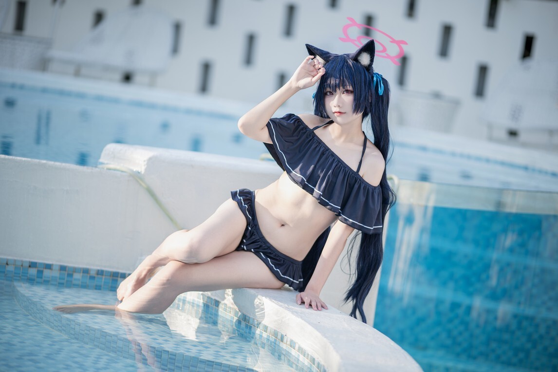 lunana - 黑见芹香 泳装 [28P-173MB]