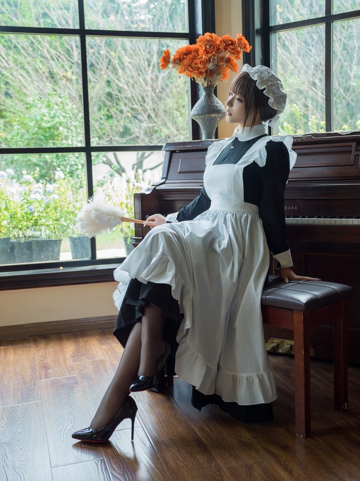 Kokuhui - 女仆游戏 [147P2V-1.28GB]