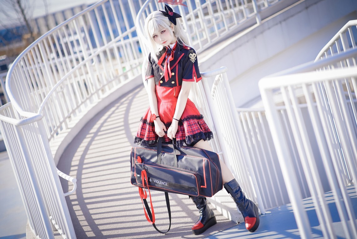 lunana - 浅黄睦月 [25P-145MB]