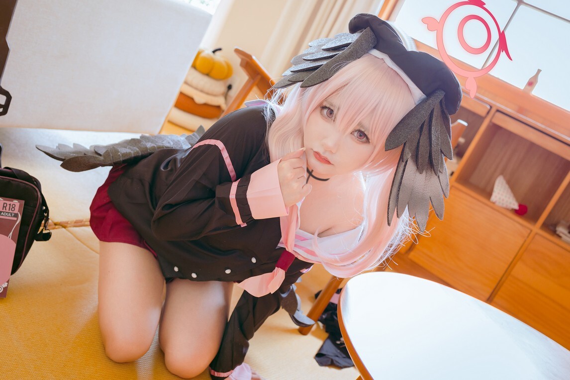 是一只熊仔吗 – 下江小春 [100P-350MB]