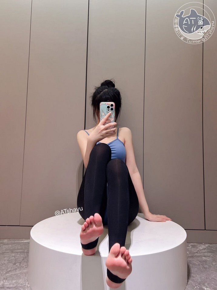 AT鲨 - 舞蹈室的少女 [52P-54.6MB]