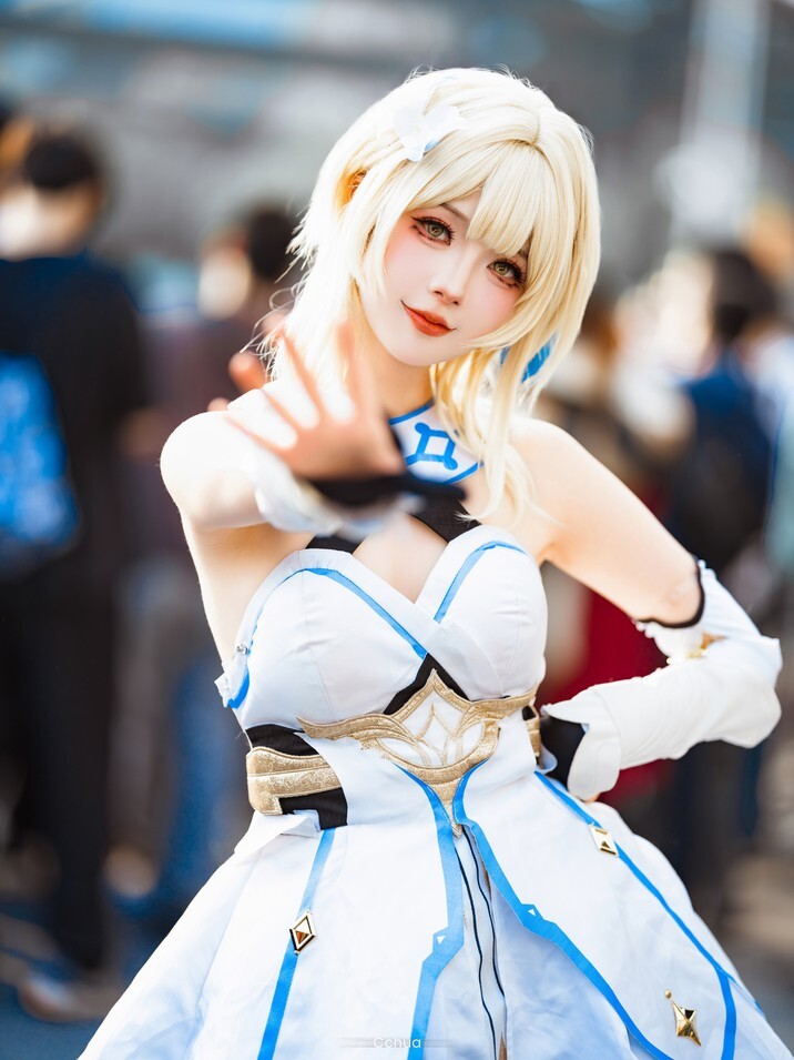 丝言-Rainie – 萤火虫动漫游戏嘉年华 荧妹 [18P-256MB]