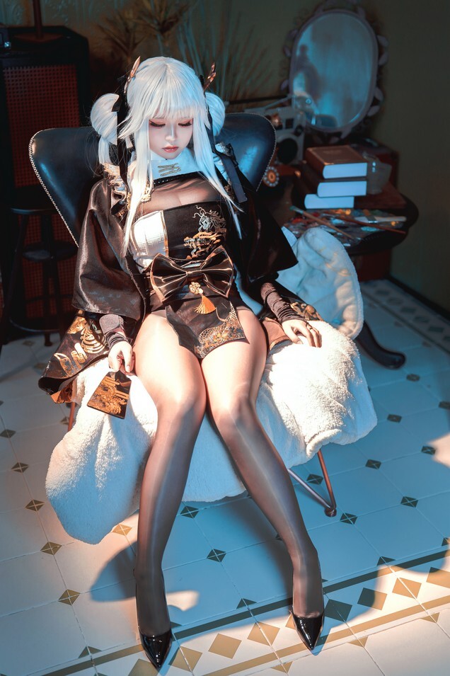 【BANBANKO】半半子 - NIKKE布蘭兒 [64P6V-370MB]