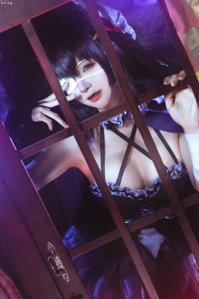 蠢沫沫 - 2024年会员 六花万圣 [24P-219MB]