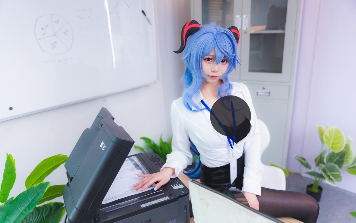 桃井乳平 - 原神甘雨 [15P-117MB]