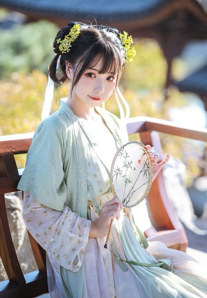 贤儿sherry – 古装汉服 [12P-152MB]