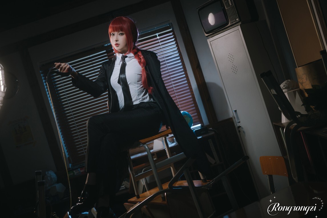 小容仔咕咕咕w - 链锯人 玛奇玛 [45P-371MB]