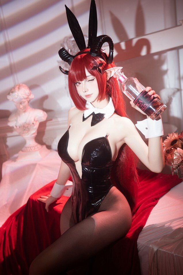 Seya-狮砸 - 兴登堡兔女郎 [12P-202MB]