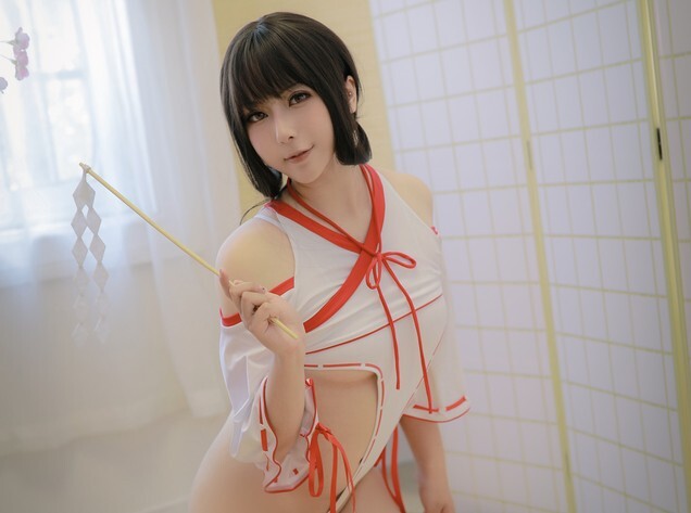 小容仔咕咕咕w – 巫女系列 恶灵退散 [53P1V-392MB]