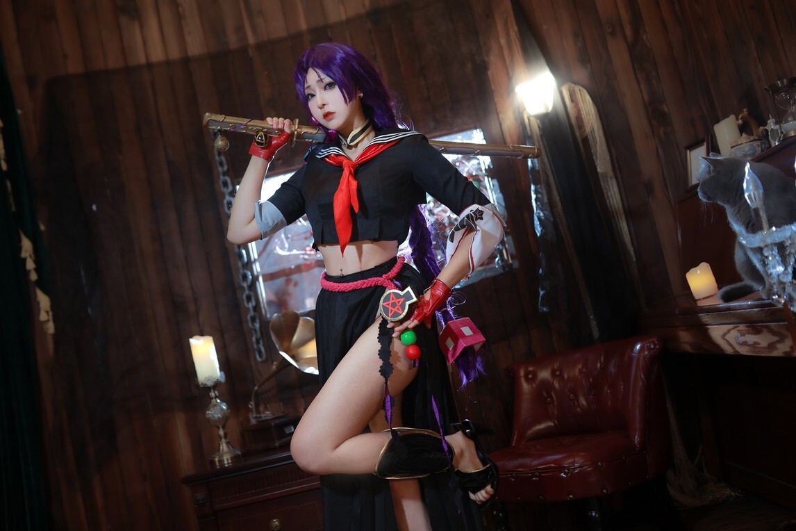 小容仔咕咕咕w - 源赖光写真本 赠送电子图 [50P-422MB]