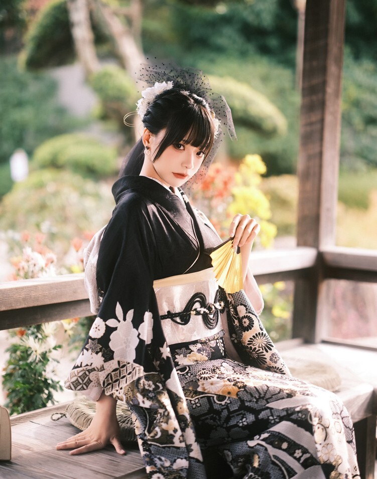 贤儿sherry - 黑道千金 [12P-254MB]