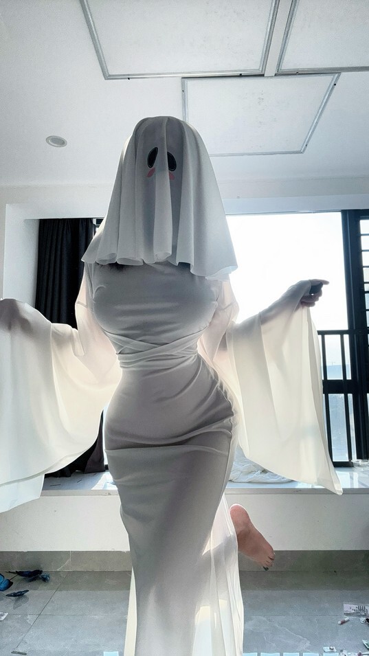 阿薰kaOri - 魔女姐姐 [162P12V-2.61GB]