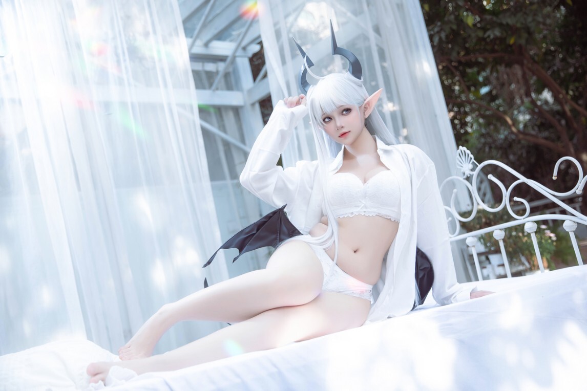 屿鱼 – 媞娅 [42P-338MB]