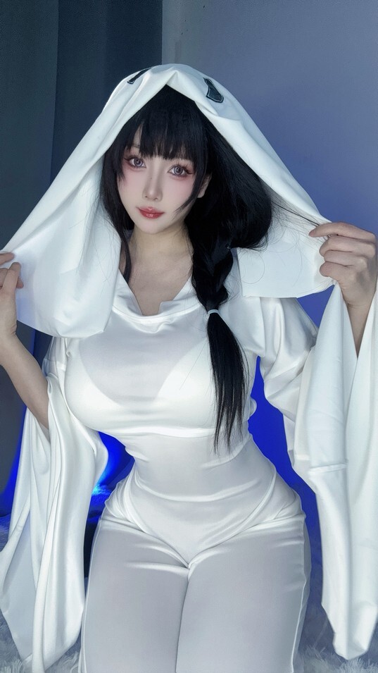 末夜787 - 可爱捣蛋鬼 绝命幽灵娘 [25P6V-343MB]