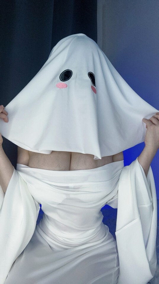 末夜787 - 可爱捣蛋鬼 绝命幽灵娘 [25P6V-343MB]