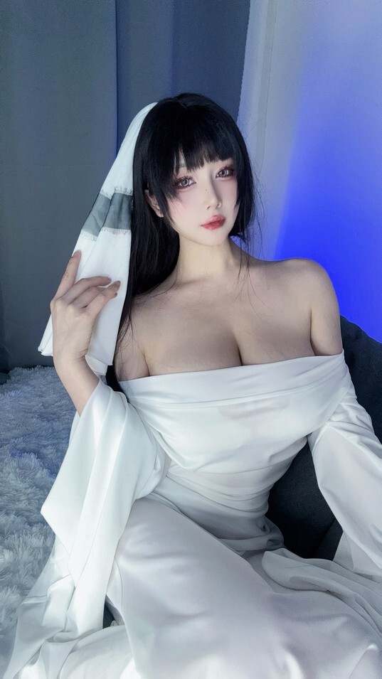 末夜787 - 可爱捣蛋鬼 绝命幽灵娘 [25P6V-343MB]