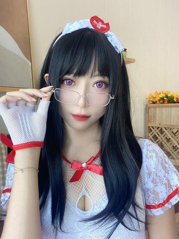 Money冷冷 – 白网护士套 [48P2V-2.17GB]