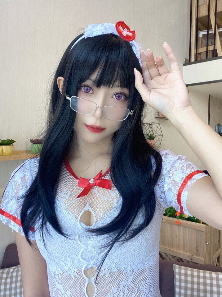 Money冷冷 - 白网护士套 [48P2V-2.17GB]